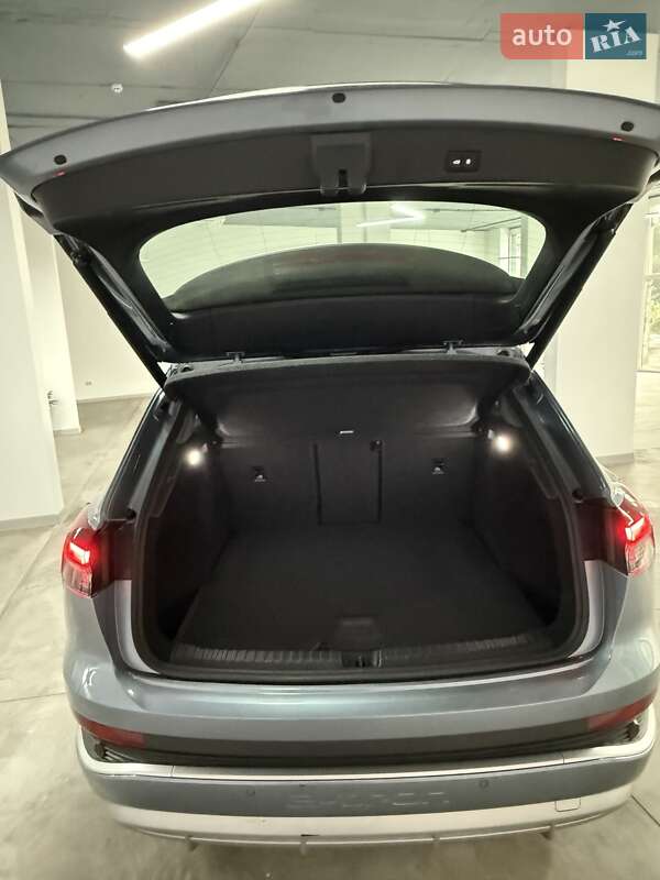 Внедорожник / Кроссовер Audi Q4 e-tron 2024 в Черновцах