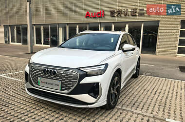 Внедорожник / Кроссовер Audi Q4 e-tron 2023 в Киеве