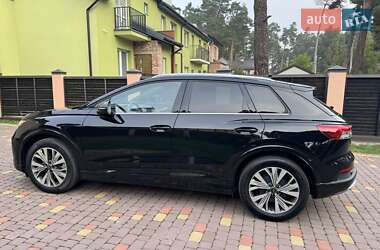 Внедорожник / Кроссовер Audi Q4 e-tron 2023 в 