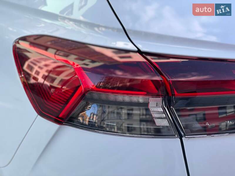 Позашляховик / Кросовер Audi Q4 e-tron 2023 в Івано-Франківську