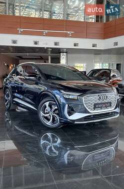 Внедорожник / Кроссовер Audi Q4 e-tron 2023 в Днепре