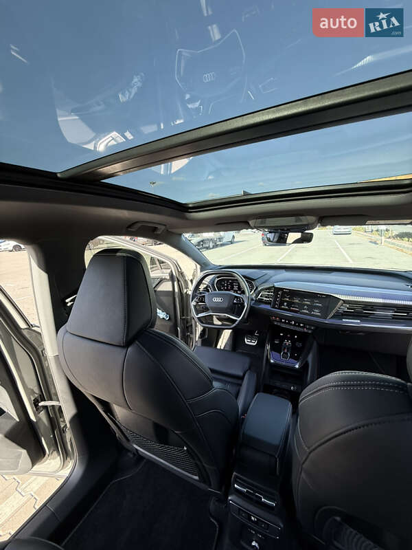 Позашляховик / Кросовер Audi Q4 e-tron 2024 в Києві