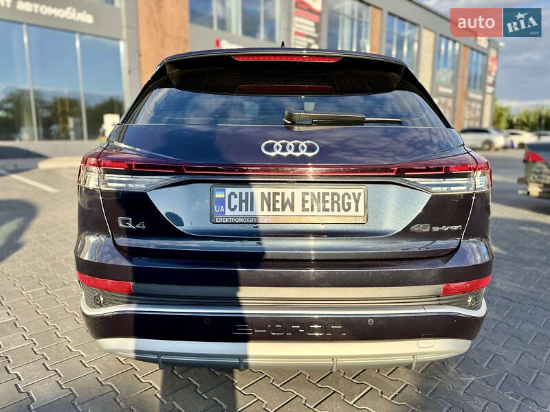 Позашляховик / Кросовер Audi Q4 e-tron 2024 в Києві