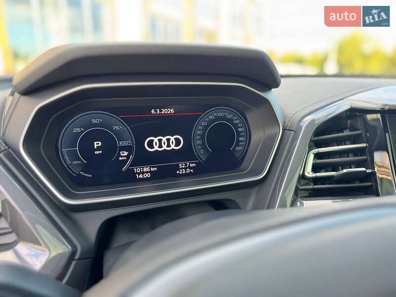 Позашляховик / Кросовер Audi Q4 e-tron 2024 в Києві