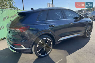 Внедорожник / Кроссовер Audi Q4 e-tron 2023 в 