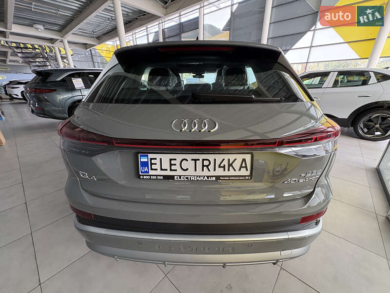 Позашляховик / Кросовер Audi Q4 e-tron 2025 в Полтаві