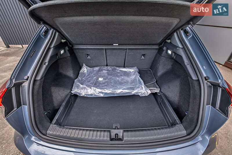 Внедорожник / Кроссовер Audi Q4 e-tron 2024 в Киеве