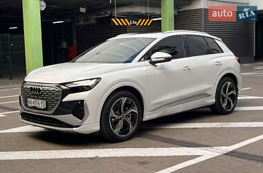 Внедорожник / Кроссовер Audi Q4 e-tron 2024 в 