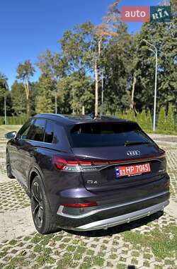 Внедорожник / Кроссовер Audi Q4 e-tron 2021 в 