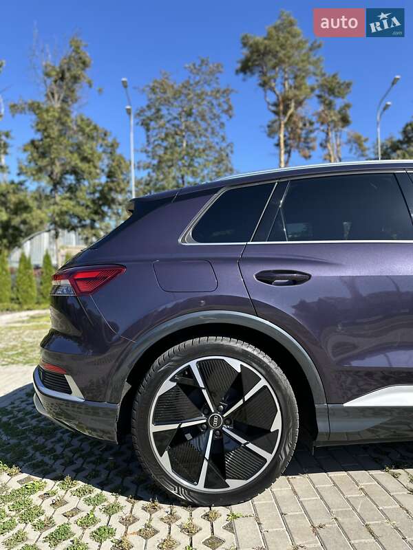 Внедорожник / Кроссовер Audi Q4 e-tron 2021 в Харькове