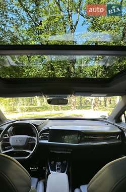 Внедорожник / Кроссовер Audi Q4 e-tron 2021 в 
