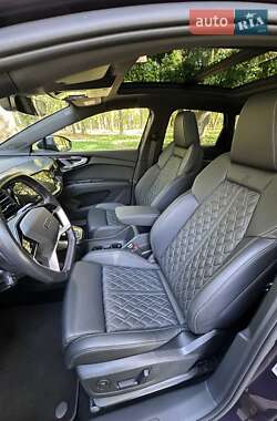 Внедорожник / Кроссовер Audi Q4 e-tron 2021 в 