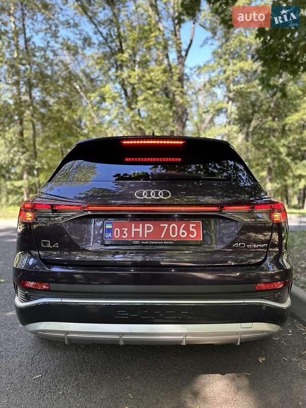 Внедорожник / Кроссовер Audi Q4 e-tron 2021 в Харькове