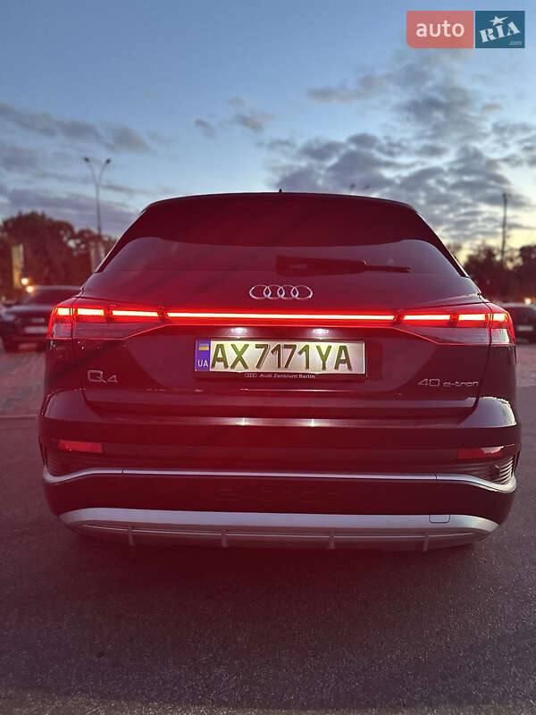 Внедорожник / Кроссовер Audi Q4 e-tron 2021 в Харькове