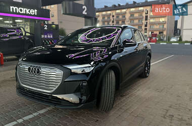 Позашляховик / Кросовер Audi Q4 e-tron 2025 в 