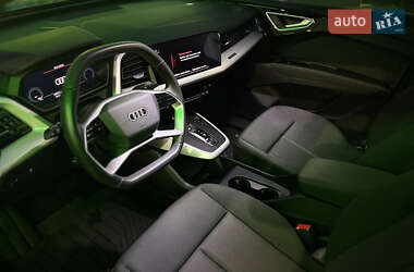 Позашляховик / Кросовер Audi Q4 e-tron 2025 в 