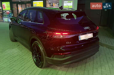 Позашляховик / Кросовер Audi Q4 e-tron 2025 в 
