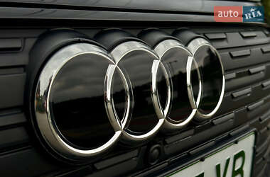 Внедорожник / Кроссовер Audi Q4 e-tron 2023 в 