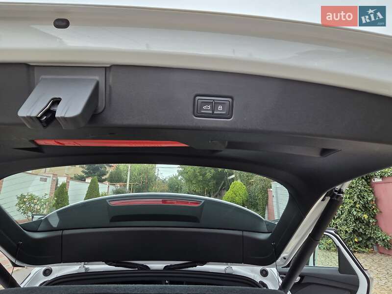 Позашляховик / Кросовер Audi Q4 e-tron 2023 в Одесі фото 42 Позашляховик / Кросовер Audi Q4 e-tron 2023 в Одесі