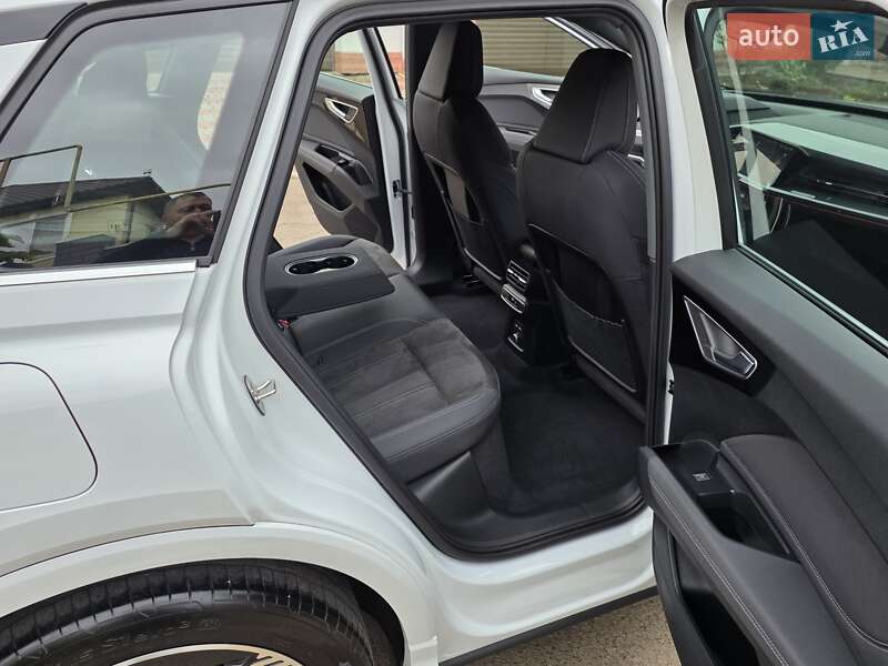 Позашляховик / Кросовер Audi Q4 e-tron 2023 в Одесі фото 30 Позашляховик / Кросовер Audi Q4 e-tron 2023 в Одесі