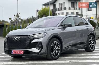Позашляховик / Кросовер Audi Q4 e-tron 2022 в 