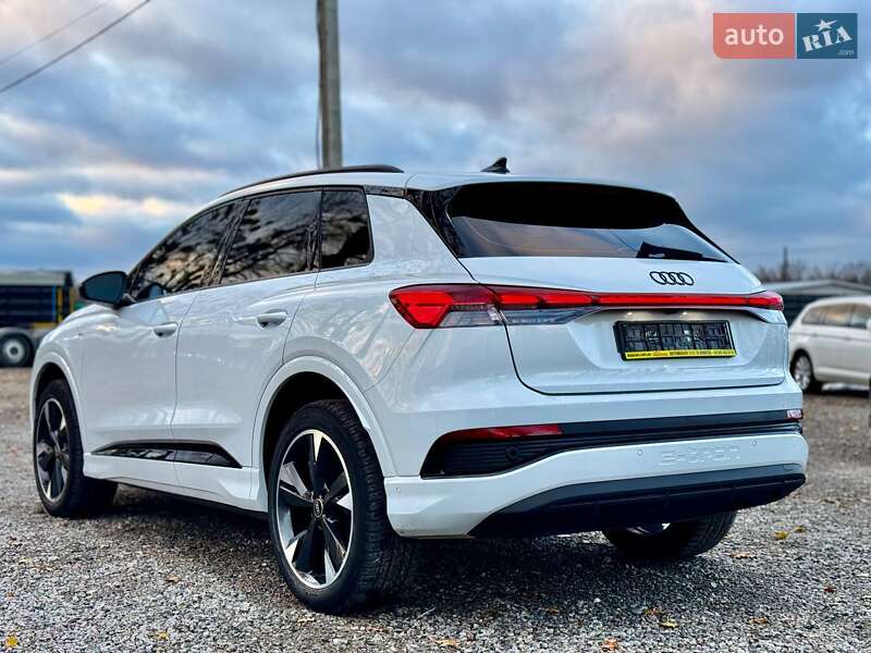 Внедорожник / Кроссовер Audi Q4 e-tron 2023 в Киеве