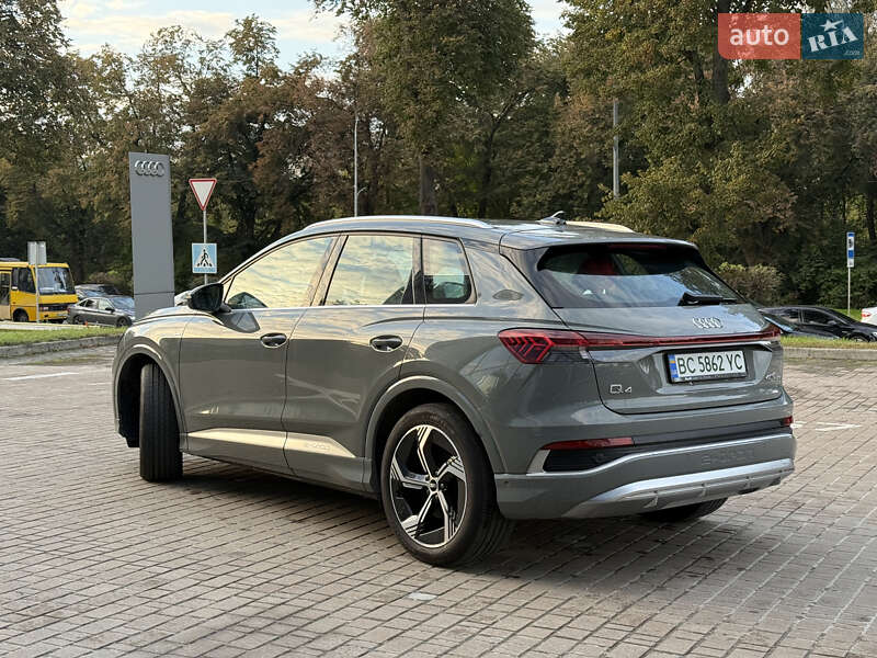 Позашляховик / Кросовер Audi Q4 e-tron 2023 в Львові