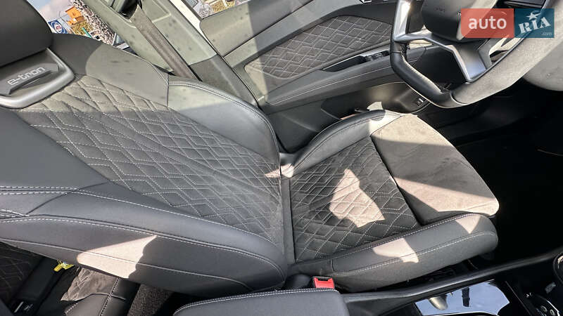 Позашляховик / Кросовер Audi Q4 e-tron 2023 в Полтаві