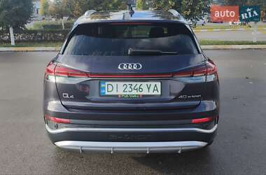 Внедорожник / Кроссовер Audi Q4 e-tron 2022 в 