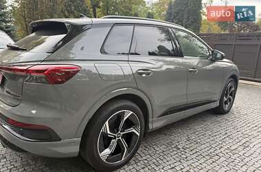 Внедорожник / Кроссовер Audi Q4 e-tron 2025 в 