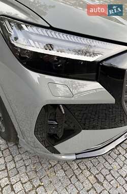 Внедорожник / Кроссовер Audi Q4 e-tron 2025 в 