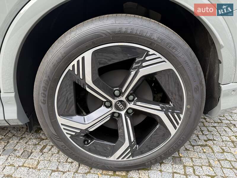 Позашляховик / Кросовер Audi Q4 e-tron 2025 в Харкові