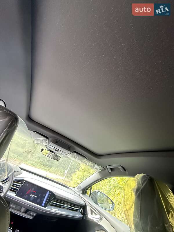 Внедорожник / Кроссовер Audi Q4 e-tron 2025 в Киеве фото 28 Внедорожник / Кроссовер Audi Q4 e-tron 2025 в Киеве