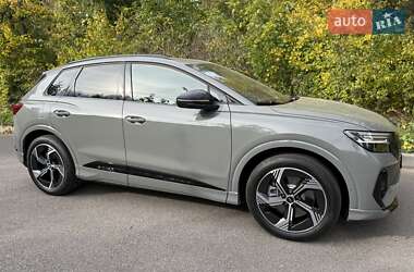 Внедорожник / Кроссовер Audi Q4 e-tron 2025 в 