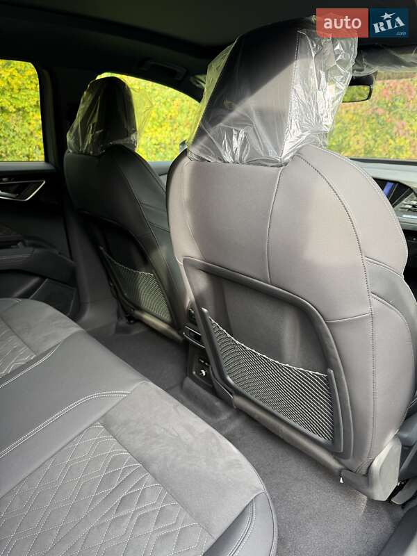 Внедорожник / Кроссовер Audi Q4 e-tron 2025 в Киеве фото 44 Внедорожник / Кроссовер Audi Q4 e-tron 2025 в Киеве