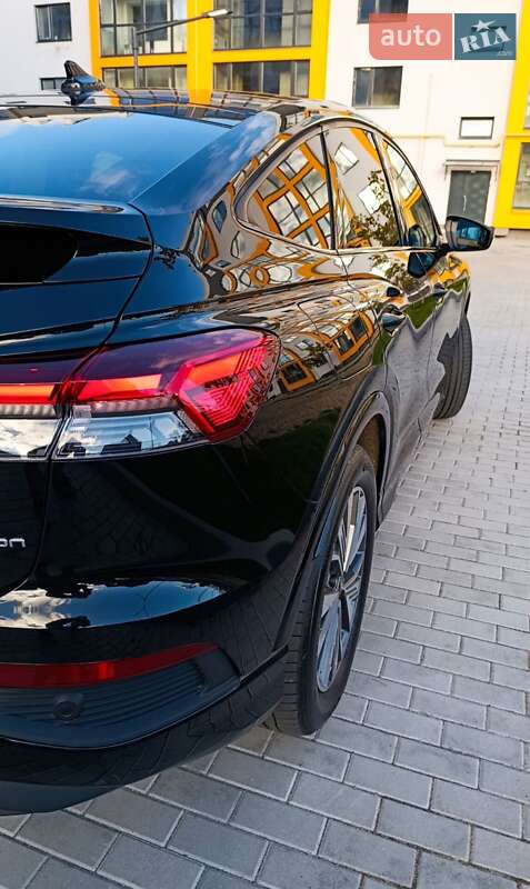 Внедорожник / Кроссовер Audi Q4 e-tron 2022 в Виннице фото 23 Внедорожник / Кроссовер Audi Q4 e-tron 2022 в Виннице