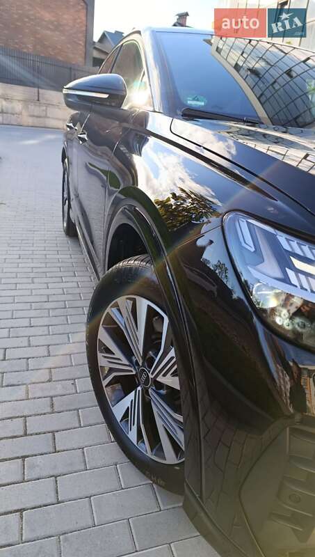 Внедорожник / Кроссовер Audi Q4 e-tron 2022 в Виннице фото 27 Внедорожник / Кроссовер Audi Q4 e-tron 2022 в Виннице