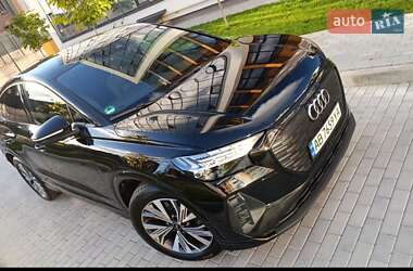 Внедорожник / Кроссовер Audi Q4 e-tron 2022 в 