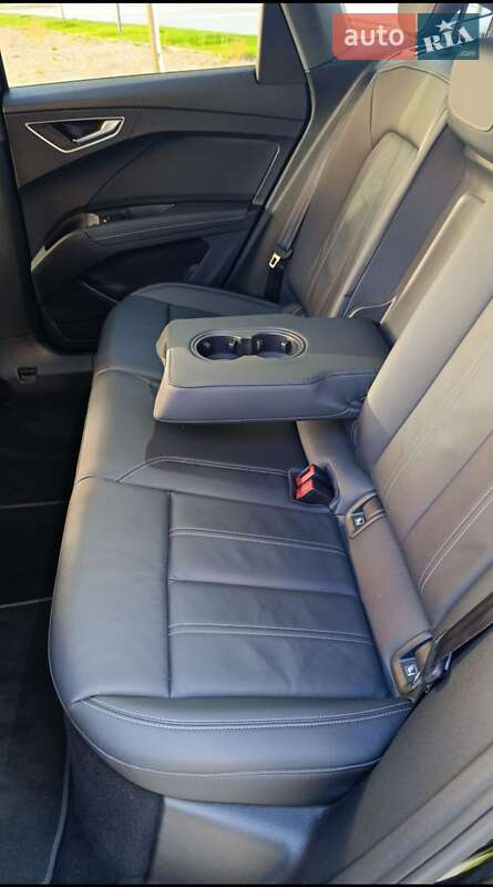 Внедорожник / Кроссовер Audi Q4 e-tron 2022 в Виннице фото 41 Внедорожник / Кроссовер Audi Q4 e-tron 2022 в Виннице