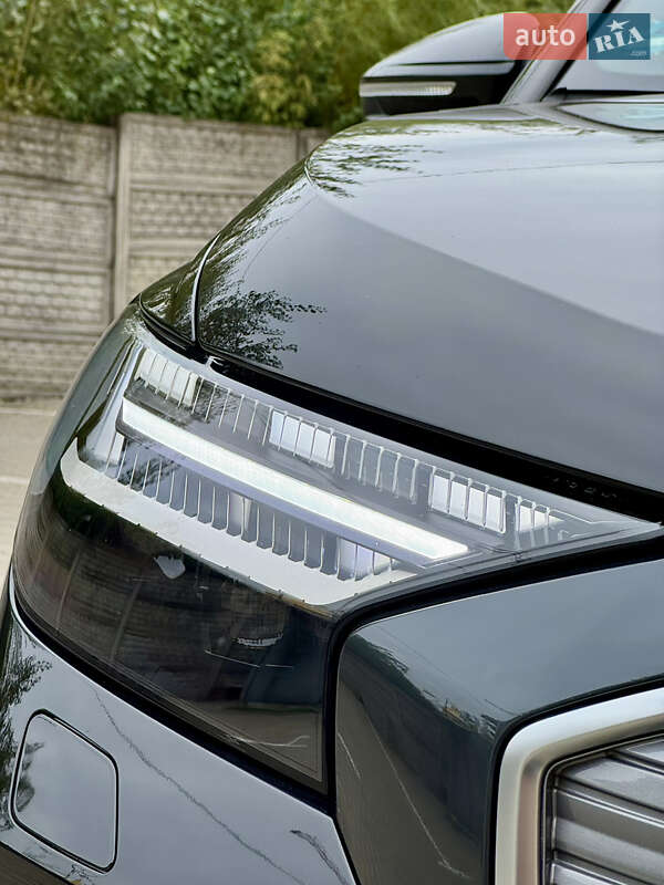 Позашляховик / Кросовер Audi Q4 e-tron 2023 в Ужгороді