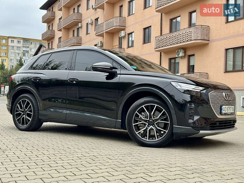 Позашляховик / Кросовер Audi Q4 e-tron 2023 в Ужгороді