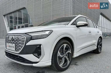 Позашляховик / Кросовер Audi Q4 e-tron 2023 в Львові