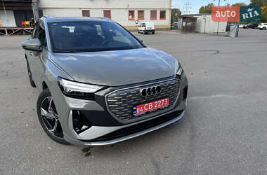 Позашляховик / Кросовер Audi Q4 e-tron 2024 в  фото 9 Позашляховик / Кросовер Audi Q4 e-tron 2024 в
