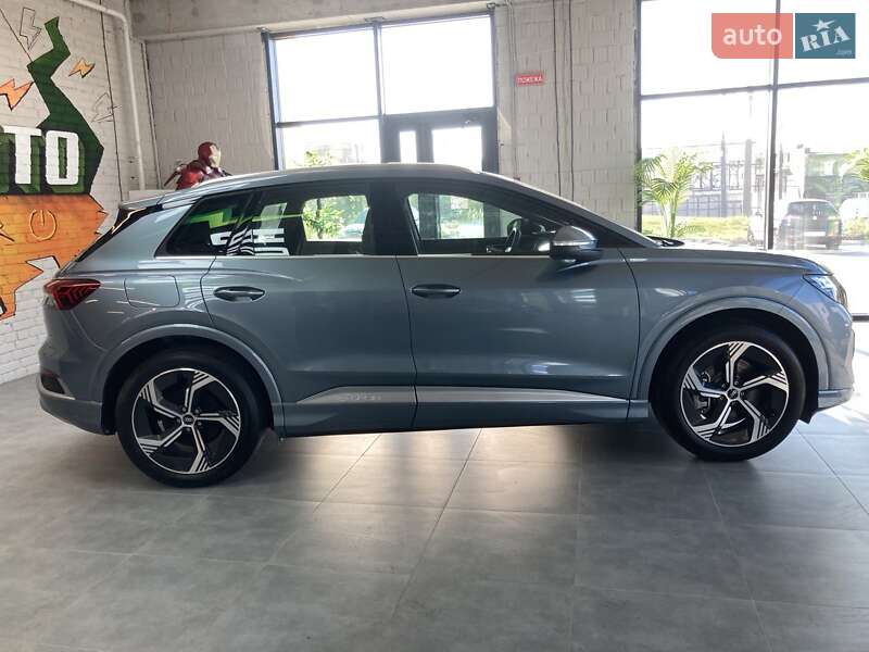 Внедорожник / Кроссовер Audi Q4 e-tron 2023 в Львове