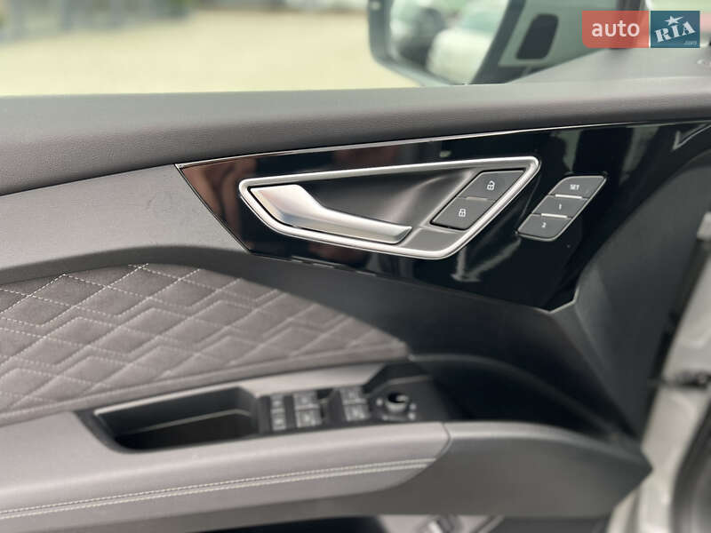 Внедорожник / Кроссовер Audi Q4 e-tron 2023 в Львове фото 13 Внедорожник / Кроссовер Audi Q4 e-tron 2023 в Львове