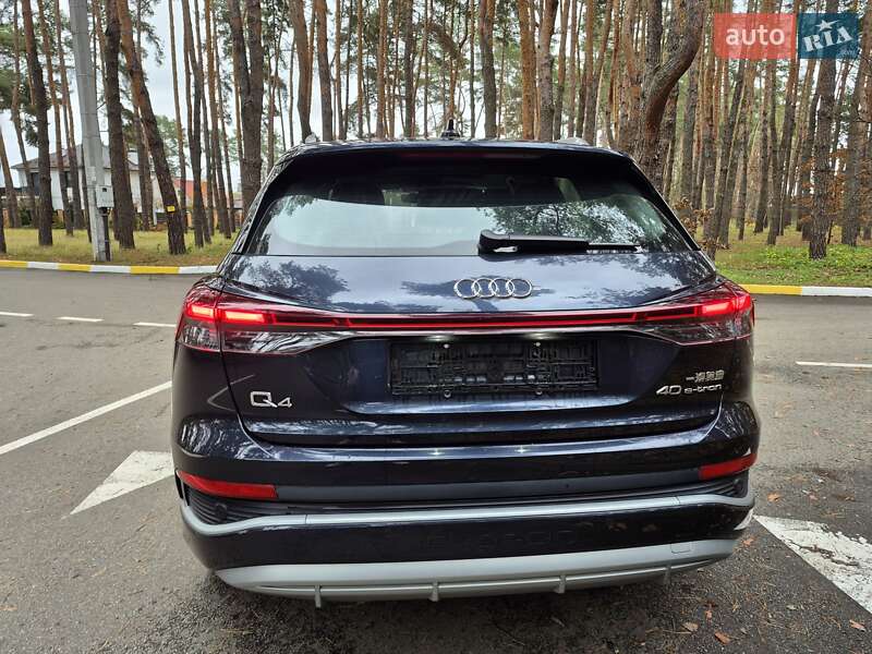 Позашляховик / Кросовер Audi Q4 e-tron 2024 в Шевченкове