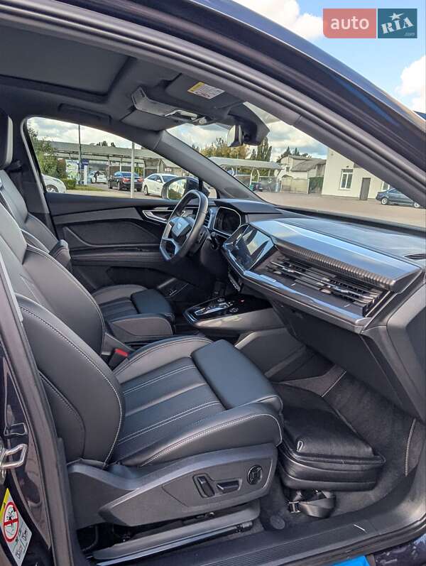 Позашляховик / Кросовер Audi Q4 e-tron 2024 в Києві фото 12 Позашляховик / Кросовер Audi Q4 e-tron 2024 в Києві
