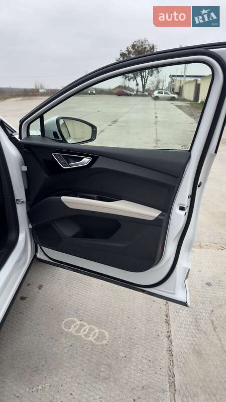 Позашляховик / Кросовер Audi Q4 e-tron 2023 в Харкові фото 37 Позашляховик / Кросовер Audi Q4 e-tron 2023 в Харкові