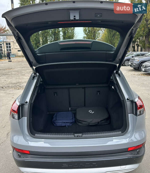 Позашляховик / Кросовер Audi Q4 e-tron 2021 в Києві фото 11 Позашляховик / Кросовер Audi Q4 e-tron 2021 в Києві