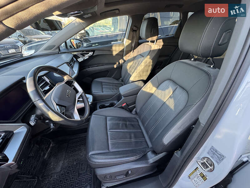 Внедорожник / Кроссовер Audi Q4 e-tron 2023 в Киеве